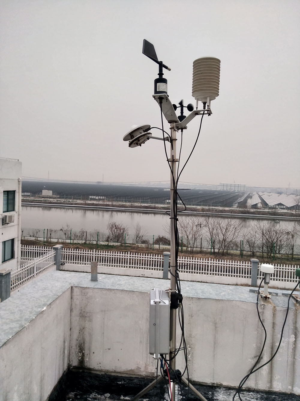 便攜式氣象站_河南防城氣象站